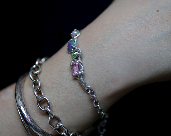 Cuff bracelet (pink & green)