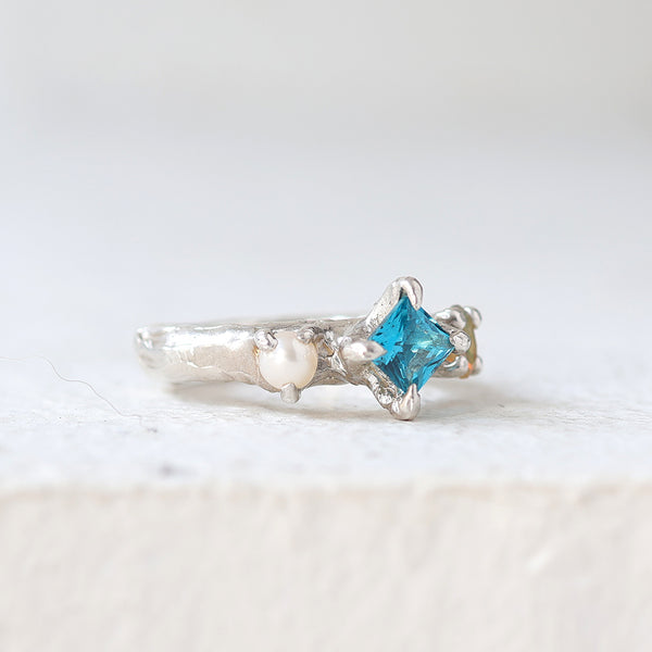 Blue princess ring