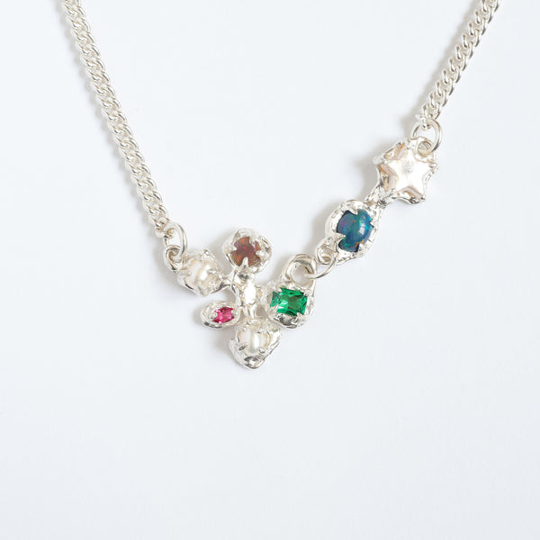 Cluster necklace (flower)