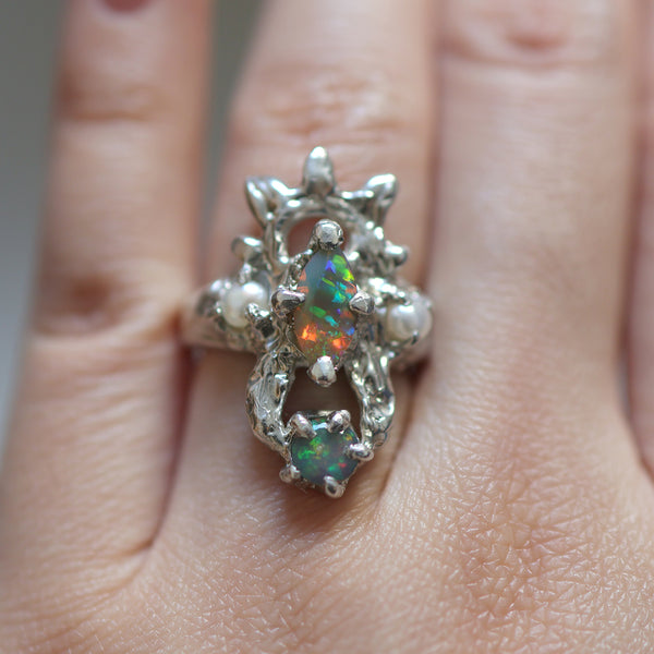 Opal crown ring